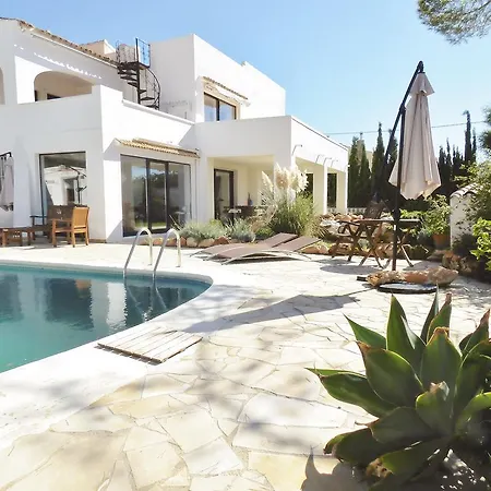 Carrio 0407 Villa